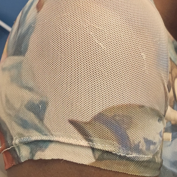 Mesh Angel Renaissance Top - Picture 4 of 5